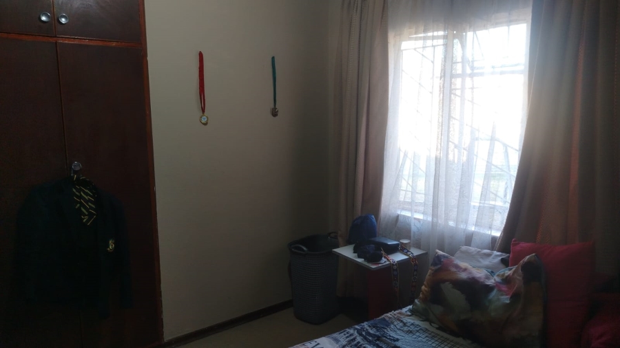 4 Bedroom Property for Sale in Ladybrand Free State